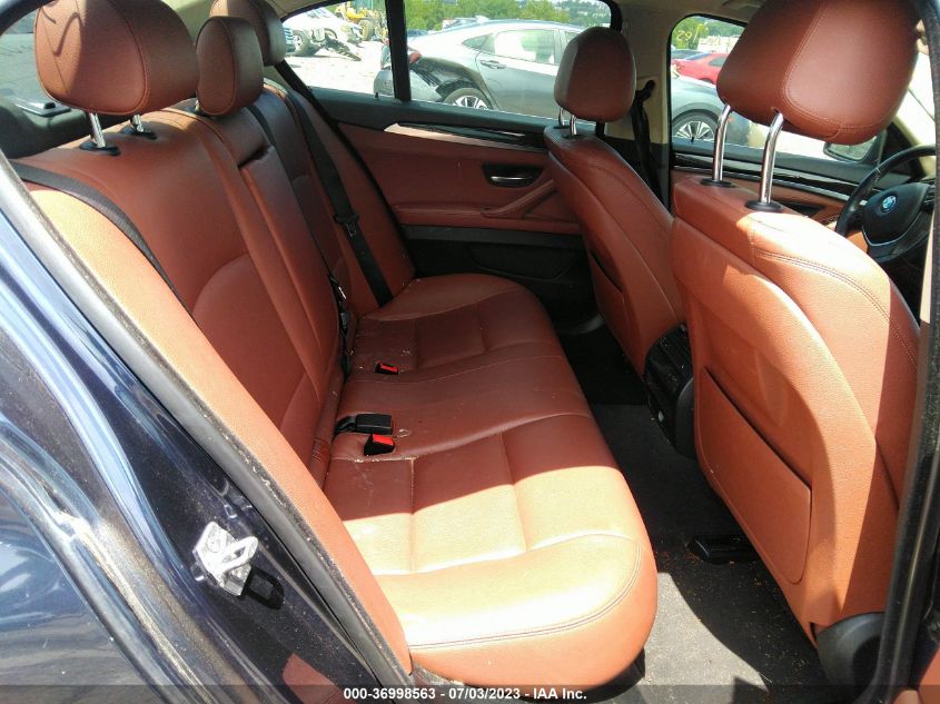 2015 BMW 5 SERIES 528I XDRIVE - WBA5A7C54FG142903