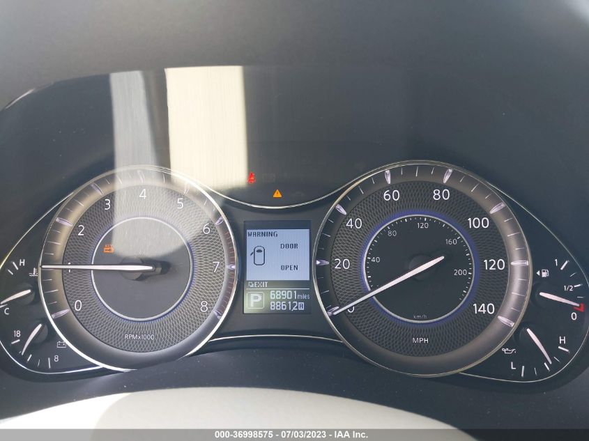 2016 INFINITI QX80 - JN8AZ2NF9G9613599