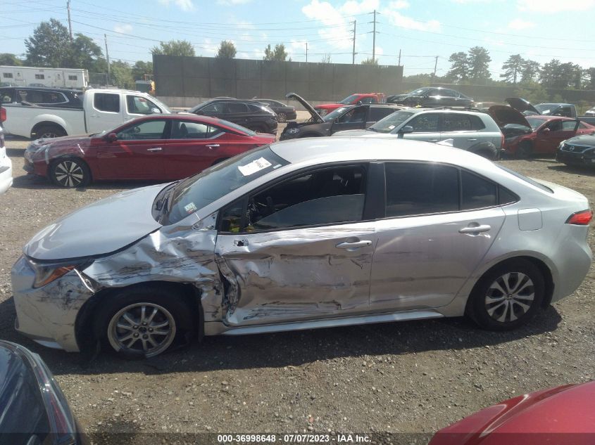 2022 TOYOTA COROLLA HYBRID LE - JTDEAMDE2N3006162