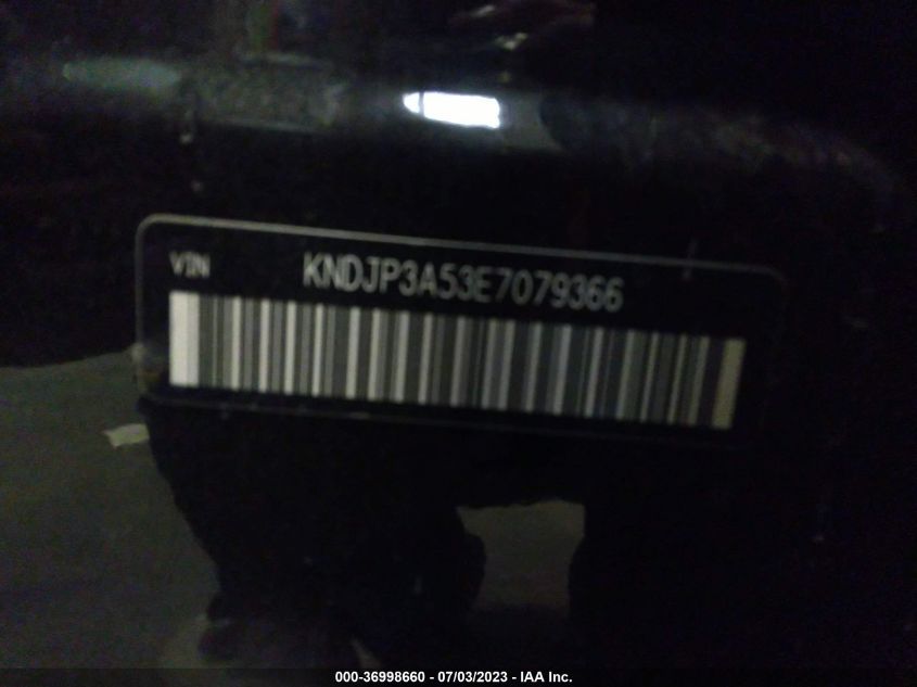 2014 KIA SOUL + - KNDJP3A53E7079366