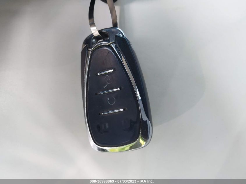 2019 CHEVROLET EQUINOX LT - 2GNAXVEX1K6196132