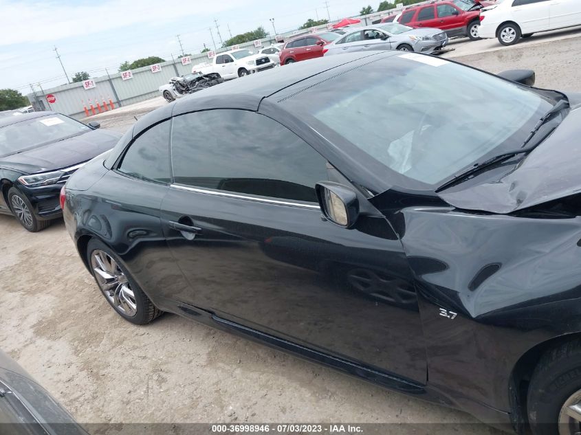 2015 INFINITI Q60 CONVERTIBLE JN1CV6FE1FM810472