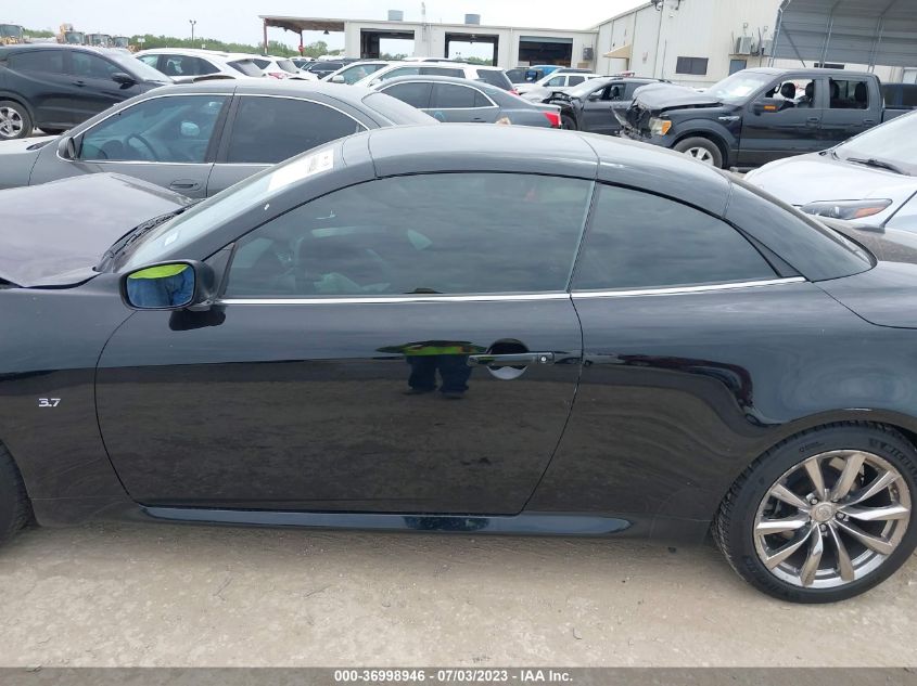2015 INFINITI Q60 CONVERTIBLE JN1CV6FE1FM810472