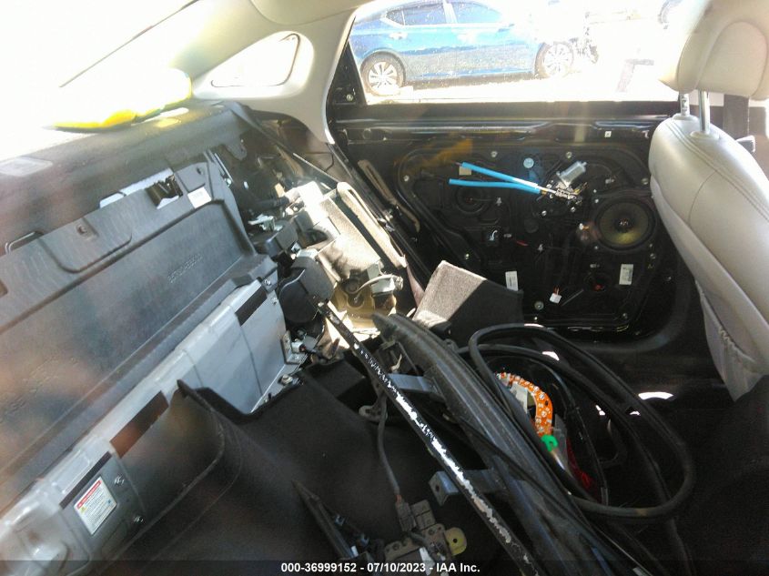 2016 HYUNDAI SONATA PLUG-IN HYBRID KMHE14L29GA029990