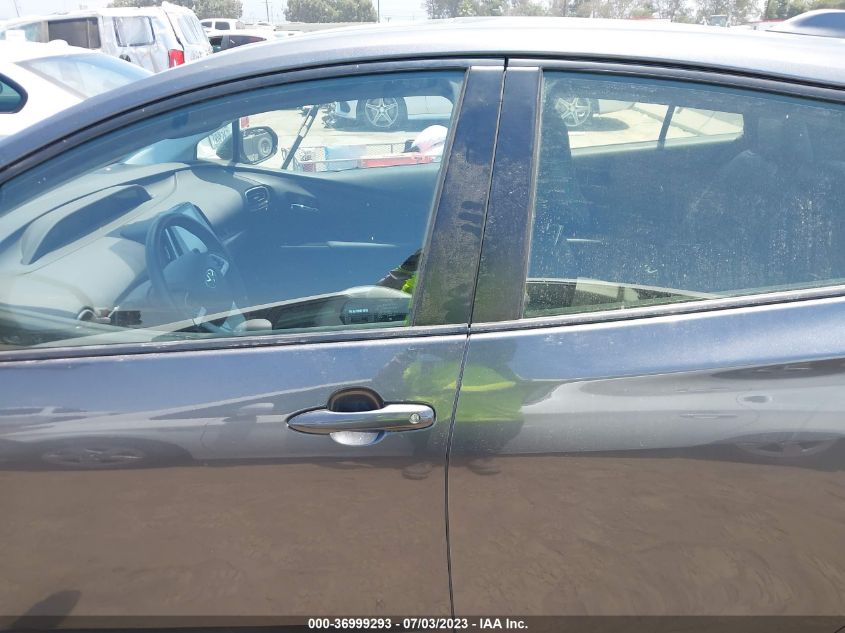 2018 TOYOTA PRIUS TWO/TWO ECO/THREE - JTDKARFU2J3054842