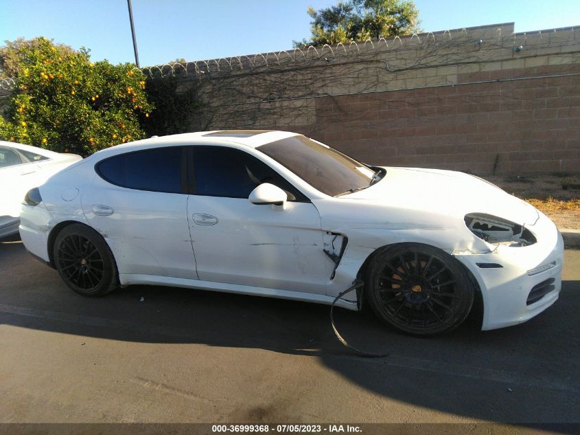 2014 PORSCHE PANAMERA - WP0AA2A76EL011003