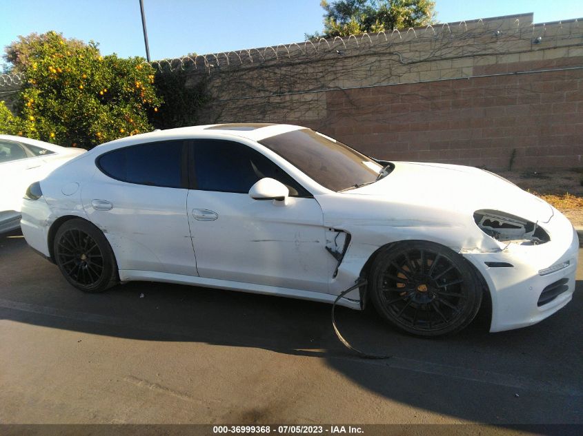 2014 PORSCHE PANAMERA - WP0AA2A76EL011003