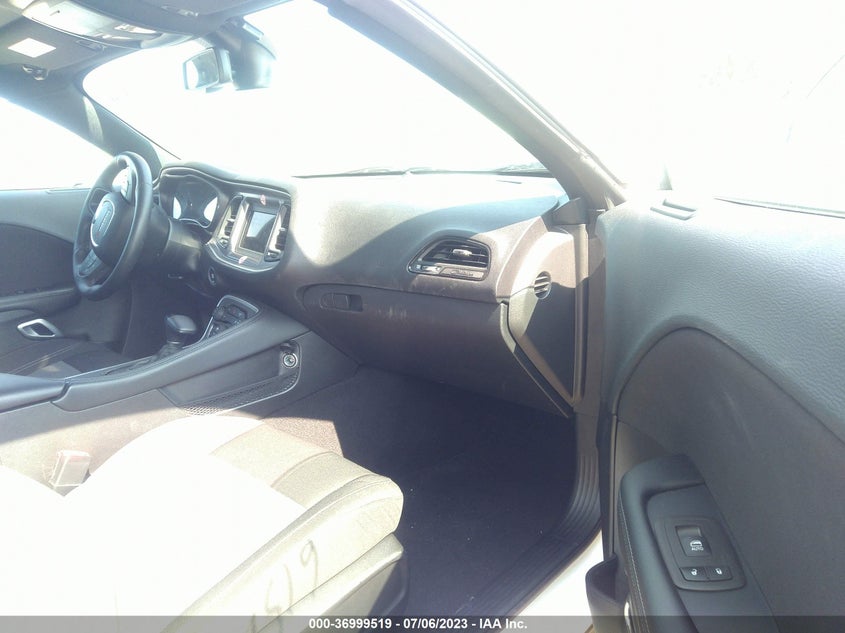 VIN 2C3CDZAG7NH258069 2022 DODGE CHALLENGER SXT
