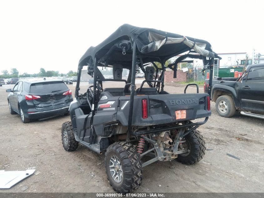 2017 HONDA SXS700 M4 1HFVE02H0H4301839