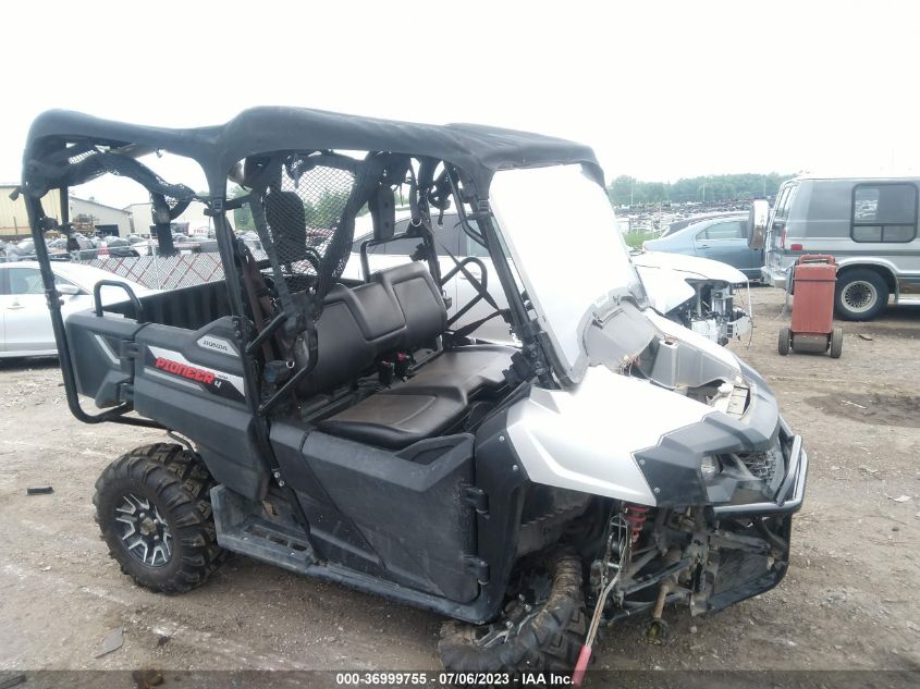 2017 HONDA SXS700 M4 1HFVE02H0H4301839
