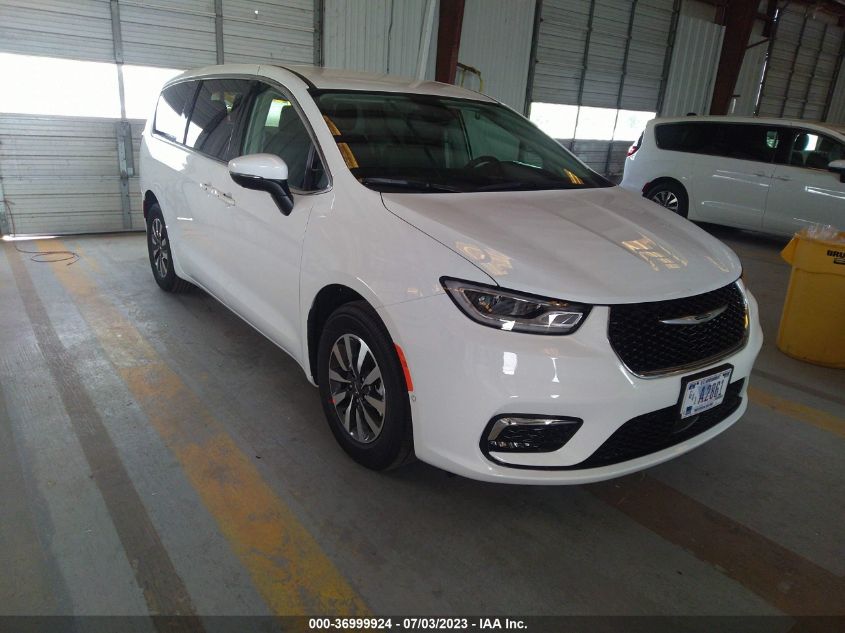 2023 CHRYSLER PACIFICA HYBRID TOURING L - 2C4RC1L71PR584194