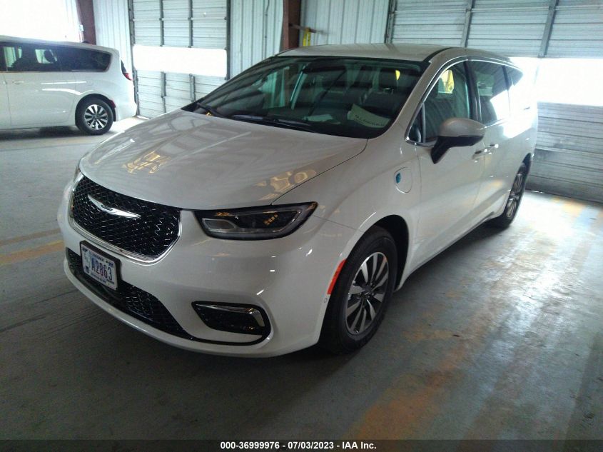 2023 CHRYSLER PACIFICA HYBRID TOURING L - 2C4RC1L7XPR575672