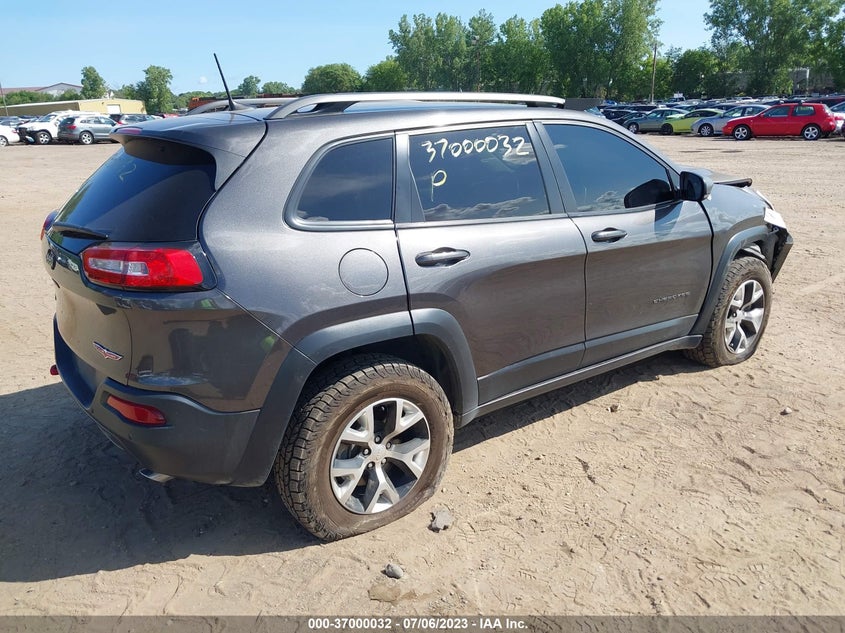 VIN 1C4PJMBX6JD586257 2018 JEEP CHEROKEE TRAILHAWK
