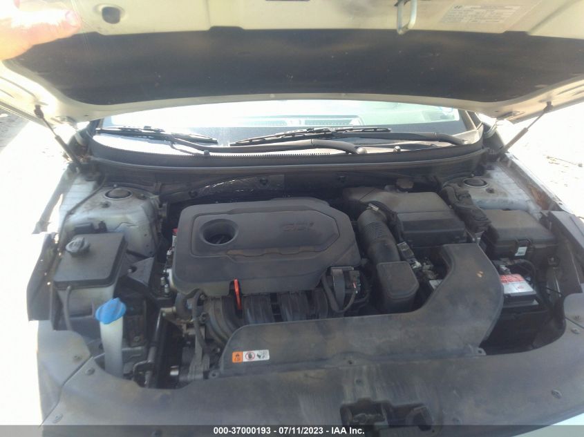 2015 HYUNDAI SONATA 2.4L SPORT - 5NPE34AF3FH042598