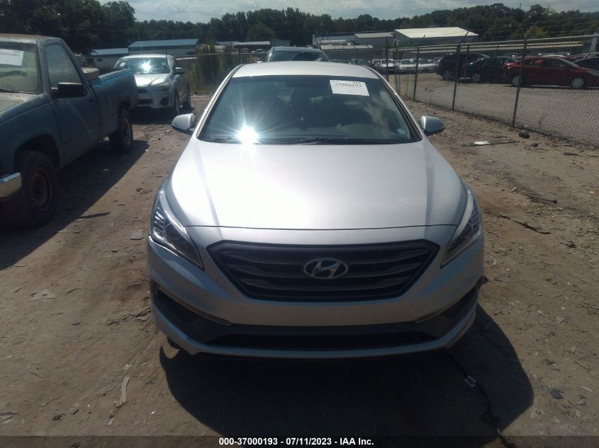 2015 HYUNDAI SONATA 2.4L SPORT - 5NPE34AF3FH042598