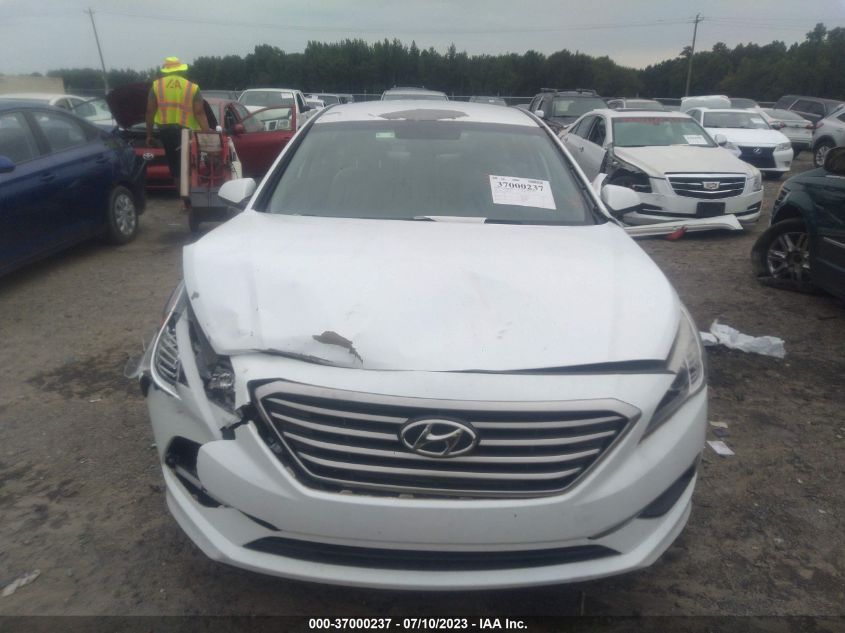 2017 HYUNDAI SONATA SE - 5NPE24AFXHH557524