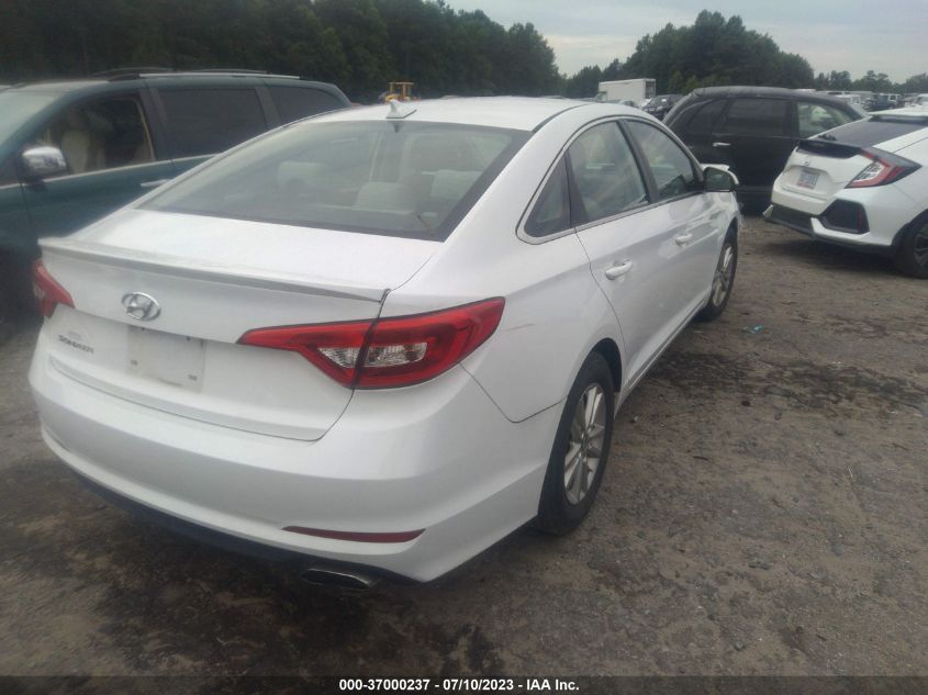 2017 HYUNDAI SONATA SE - 5NPE24AFXHH557524