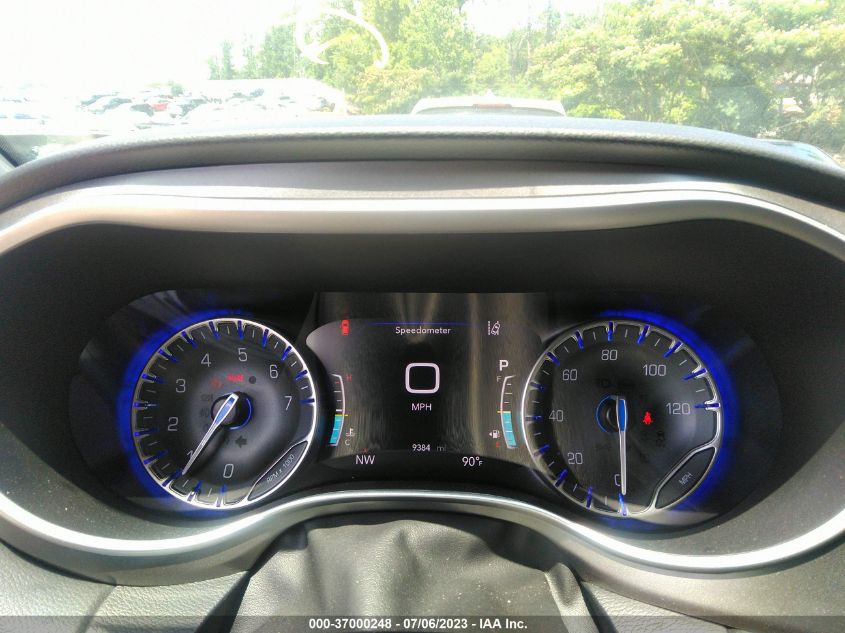2022 CHRYSLER PACIFICA TOURING L - 2C4RC1BG2NR188497