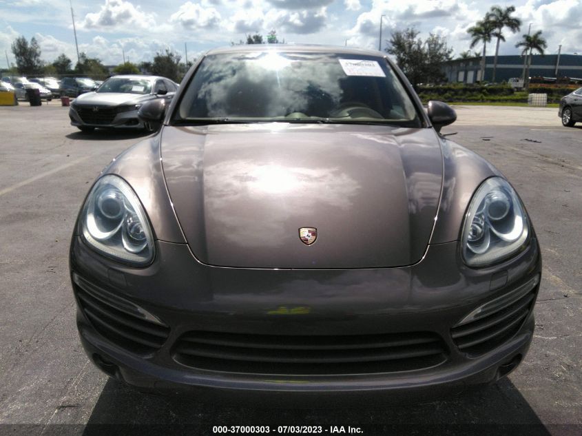 2013 PORSCHE CAYENNE WP1AA2A21DLA02422
