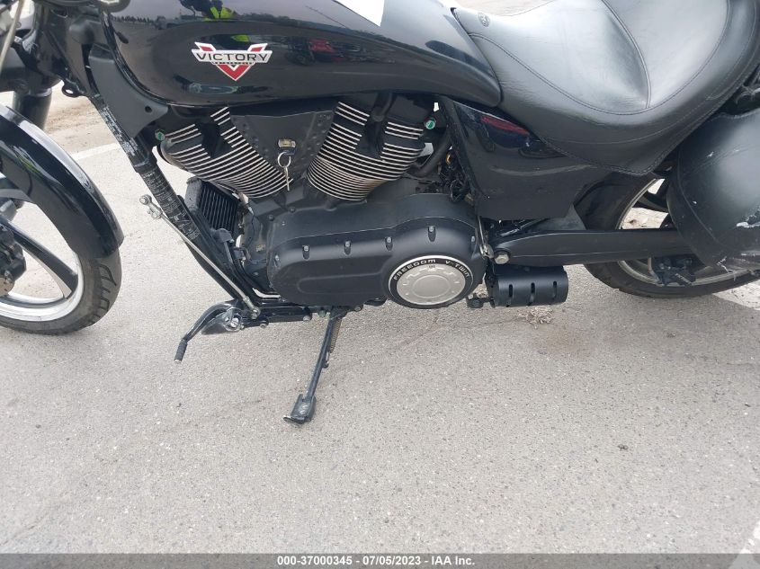2014 VICTORY MOTORCYCLES VEGAS 8-BALL - 5VPGA36N4E3037608