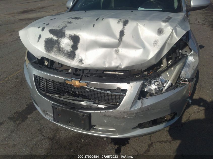 2013 CHEVROLET CRUZE 2LT - 1G1PE5SB7D7100453