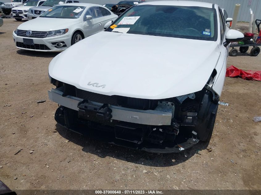 2022 KIA K5 LX - 5XXG24J25NG107762