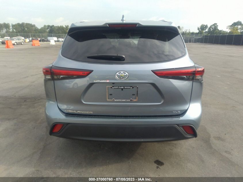 2022 TOYOTA HIGHLANDER XLE - 5TDGZRAH2NS097526