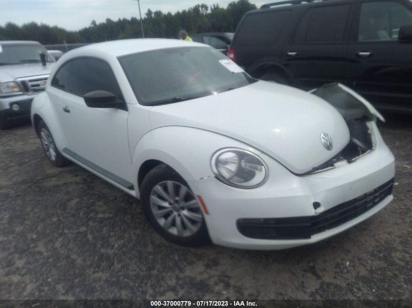 2015 VOLKSWAGEN BEETLE COUPE 1.8T FLEET EDITION - 3VWF17AT5FM644007