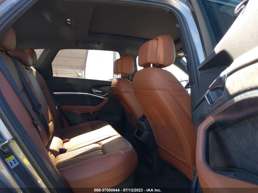 2019 AUDI E-TRON PRESTIGE WA1VAAGE6KB020703
