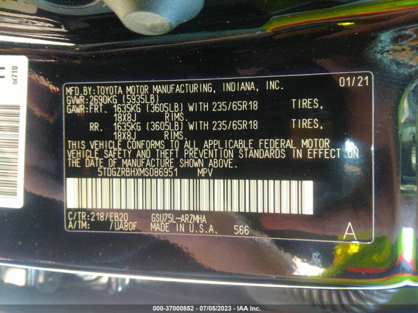 2021 TOYOTA HIGHLANDER XLE - 5TDGZRBHXMS086951