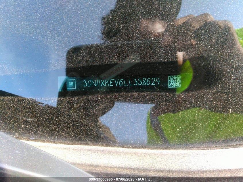 VIN 3GNAXKEV6LL338629 2020 CHEVROLET EQUINOX LT