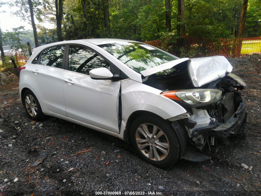 2013 HYUNDAI ELANTRA GT - KMHD35LE6DU053227