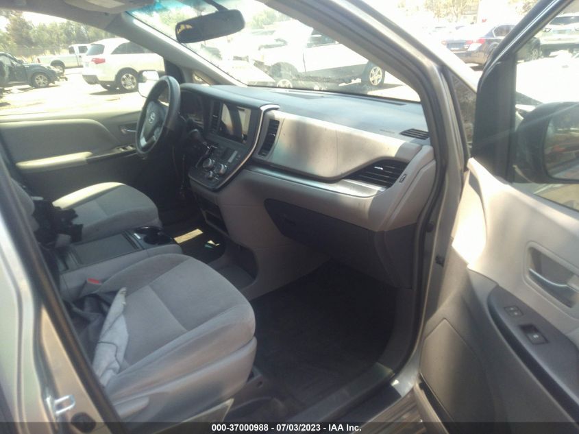 2015 TOYOTA SIENNA LE - 5TDKK3DC6FS616218