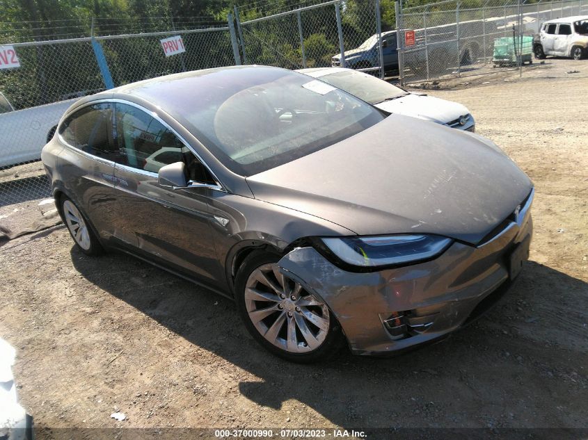 2016 TESLA MODEL X 70D/90D/75D/60D/P100D - 5YJXCBE2XGF003995