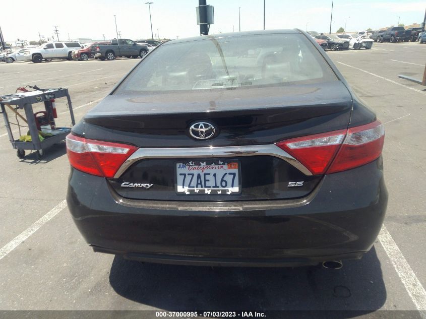 2017 TOYOTA CAMRY SE - 4T1BF1FK2HU438086