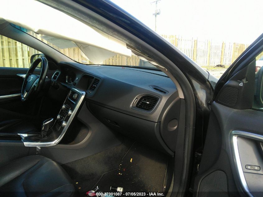 2015 VOLVO S60 T5 DRIVE-E PREMIER - YV126MFK9F1361098