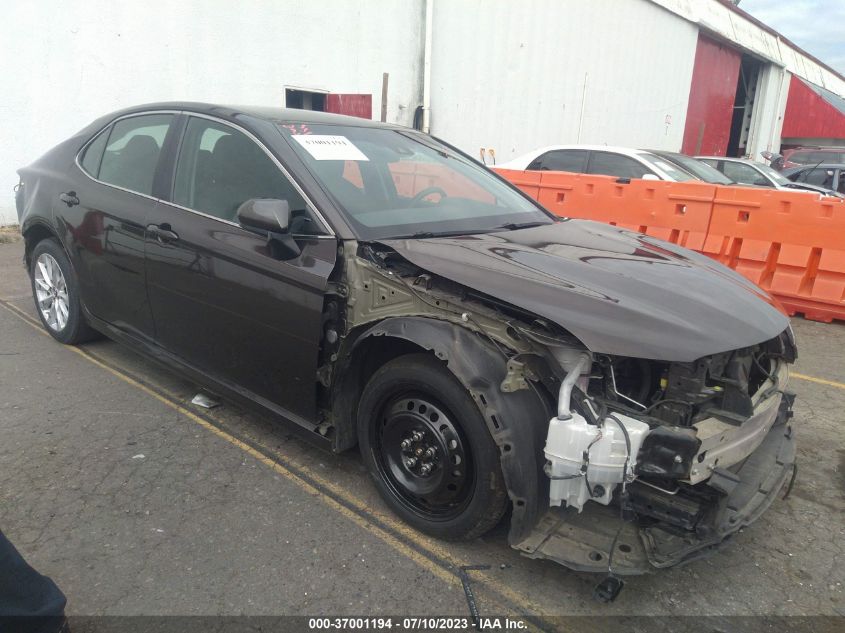 2018 TOYOTA CAMRY LE/SE/XLE/L - 4T1B11HK2JU571982