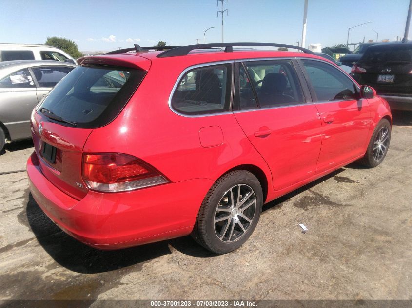 2013 VOLKSWAGEN JETTA SPORTWAGEN TDI W/SUNROOF - 3VWML7AJ7DM673070