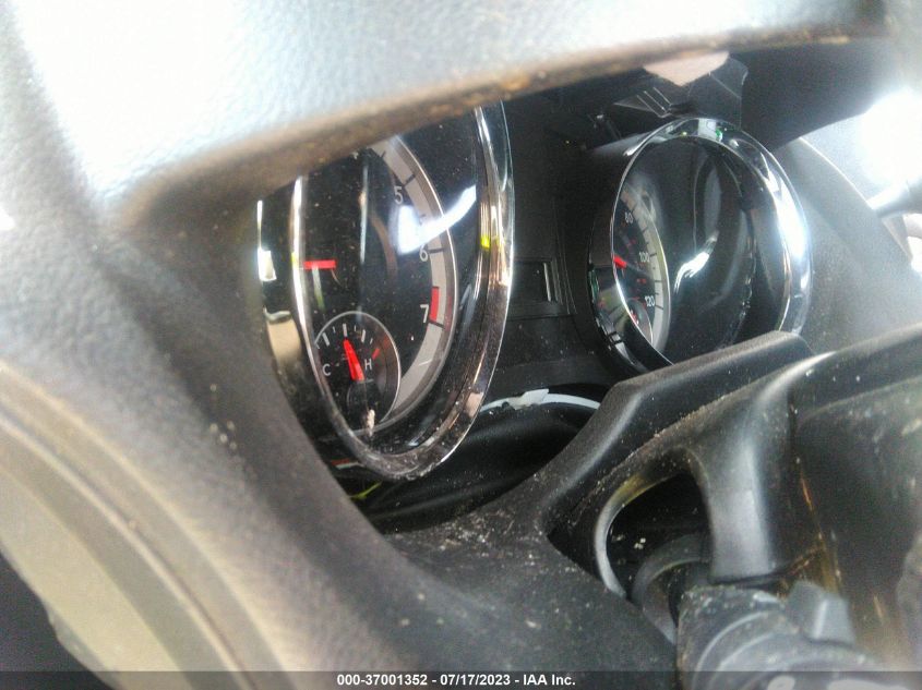 2018 DODGE GRAND CARAVAN SXT - 2C4RDGCG9JR282921