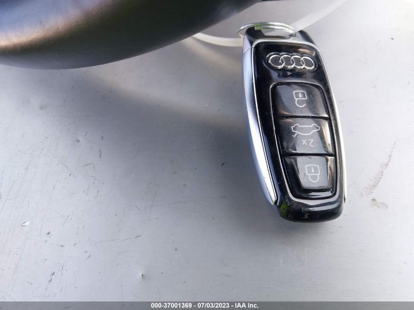 2020 AUDI Q7 PREMIUM - WA1AXAF7XLD000203