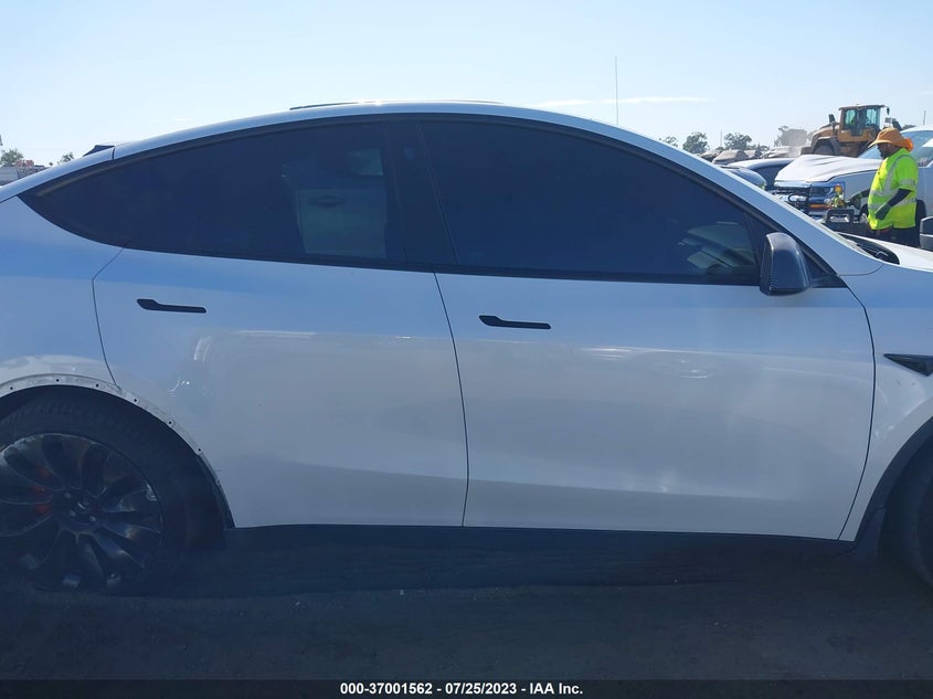 VIN 7SAYGDEF7NF495330 2022 TESLA MODEL Y PERFORMANCE