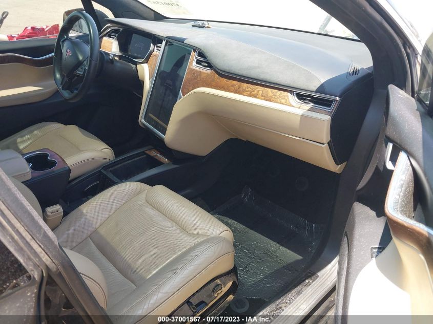 2016 TESLA MODEL X 70D/90D/75D/60D/P100D - 5YJXCBE29GF018150