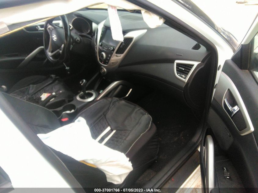 2017 HYUNDAI VELOSTER VALUE EDITION - KMHTC6AD8HU324032