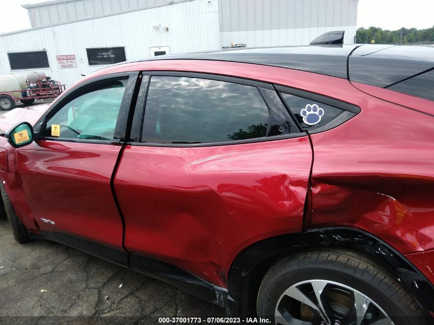 2022 FORD MUSTANG MACH-E PREMIUM - 3FMTK3SS7NMA25193