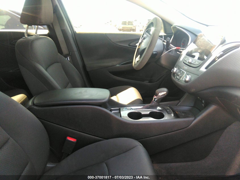 VIN 1G1ZG5ST2NF212418 2022 CHEVROLET MALIBU RS