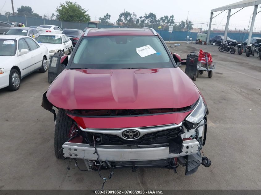 2022 TOYOTA HIGHLANDER XLE - 5TDHZRBH7NS182459