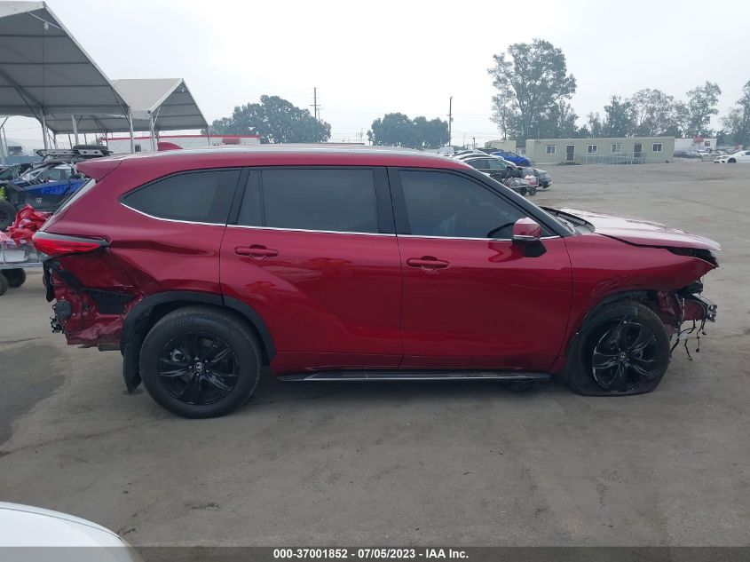 2022 TOYOTA HIGHLANDER XLE - 5TDHZRBH7NS182459