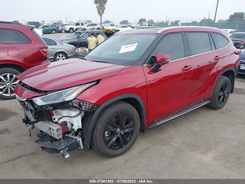 2022 TOYOTA HIGHLANDER XLE - 5TDHZRBH7NS182459