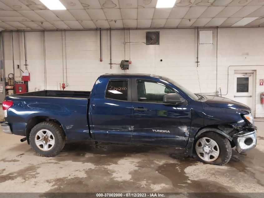 2013 TOYOTA TUNDRA 4WD TRUCK - 5TFUM5F19DX047012