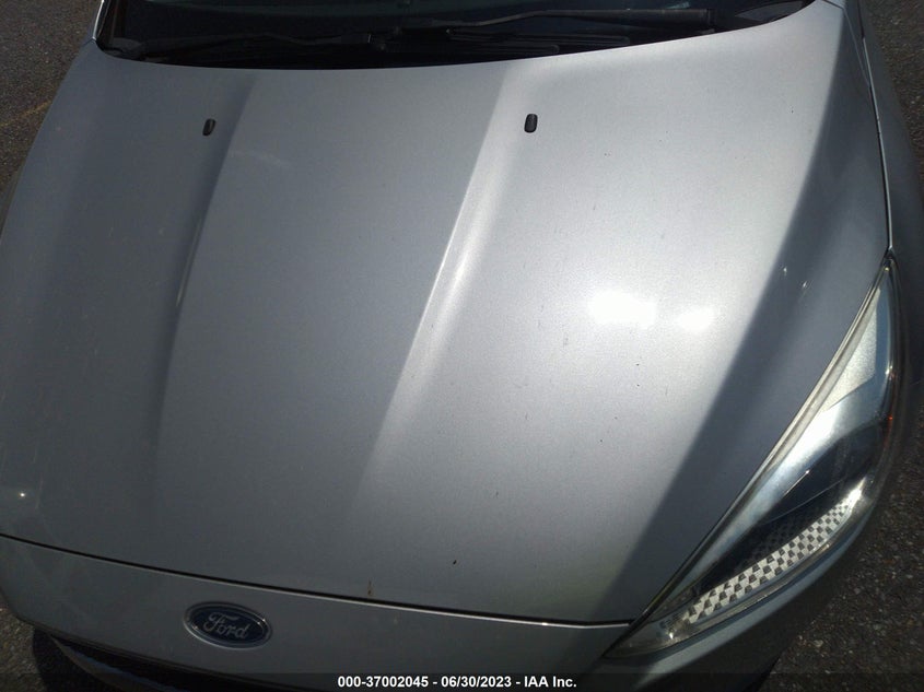 VIN 1FADP3F21HL319947 2017 FORD FOCUS SE
